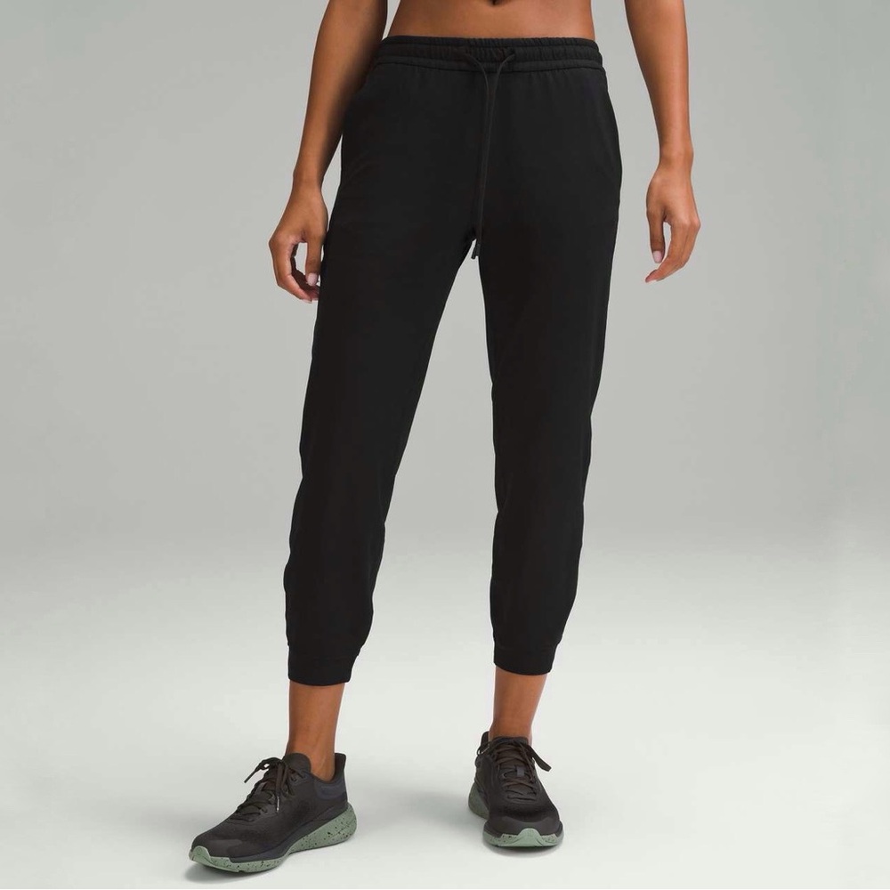 Lululemon‎ Soft Jersey Classic-Fit Mid-Rise Jogger in Black